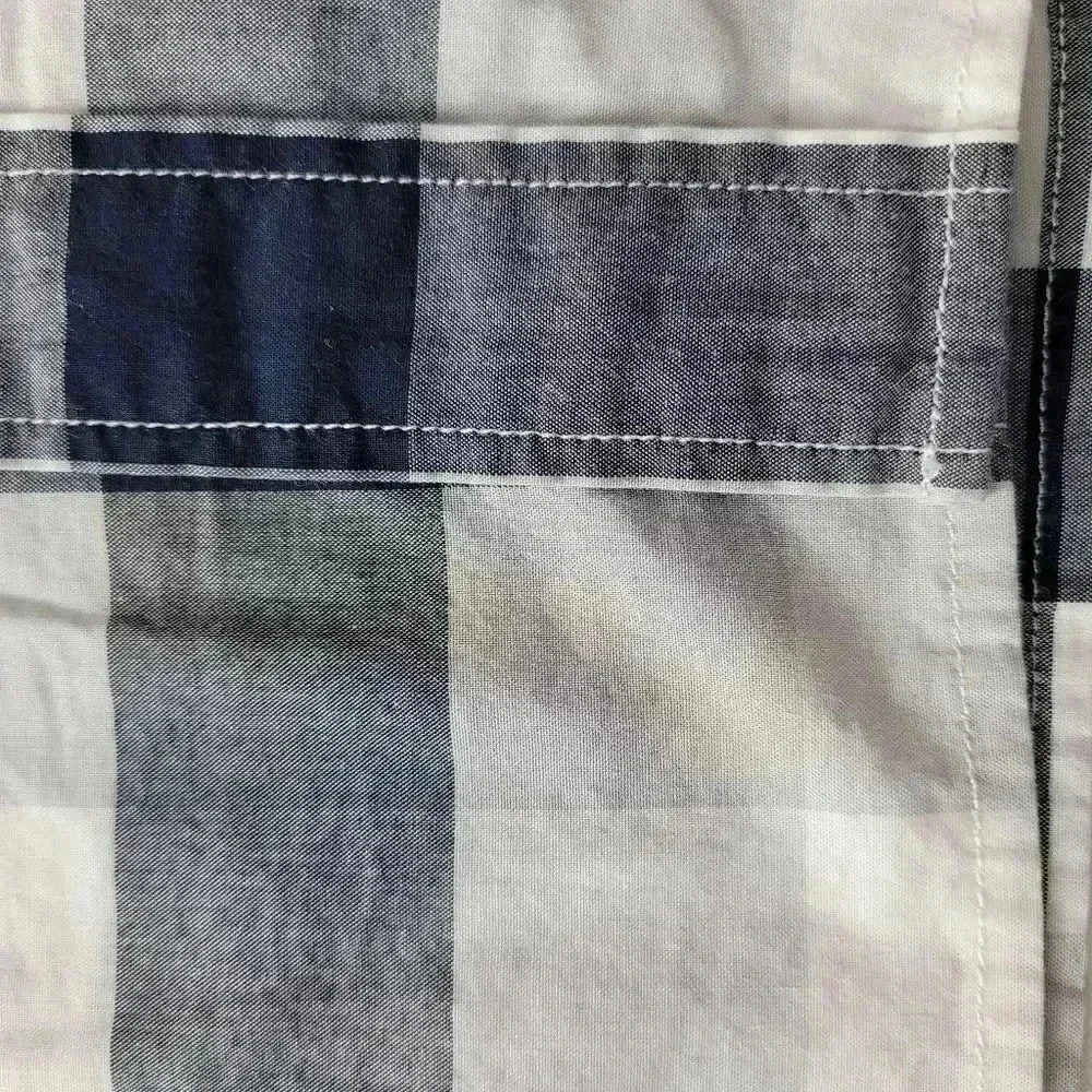 ♥Banana republic button down shirt‎ - Picture 4 of 9